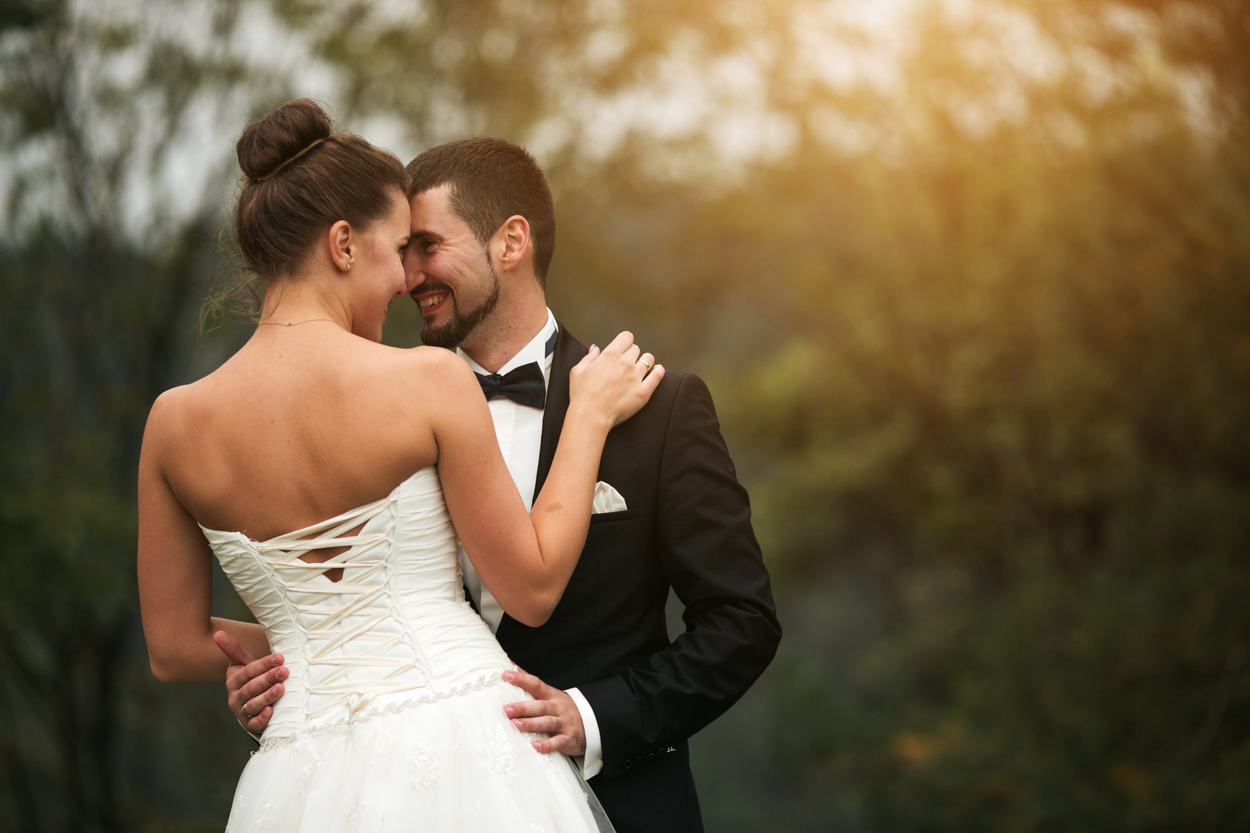 Por que você deveria realizar o seu casamento em um área de cerimônia externa?